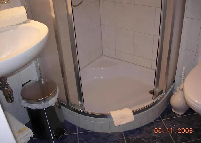 Fruehstueckspension Alpenrose