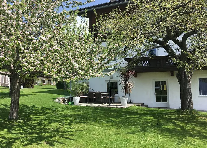 Casa de hóspedes Fruehstueckspension Alpenrose 3*