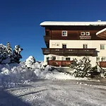 Fruehstueckspension Alpenrose