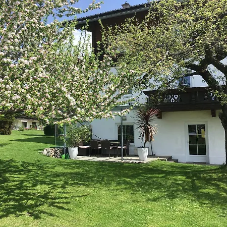 Pensionat Fruehstueckspension Alpenrose 3*