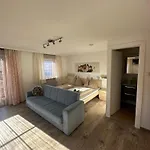 Fruehstueckspension Alpenrose 3*